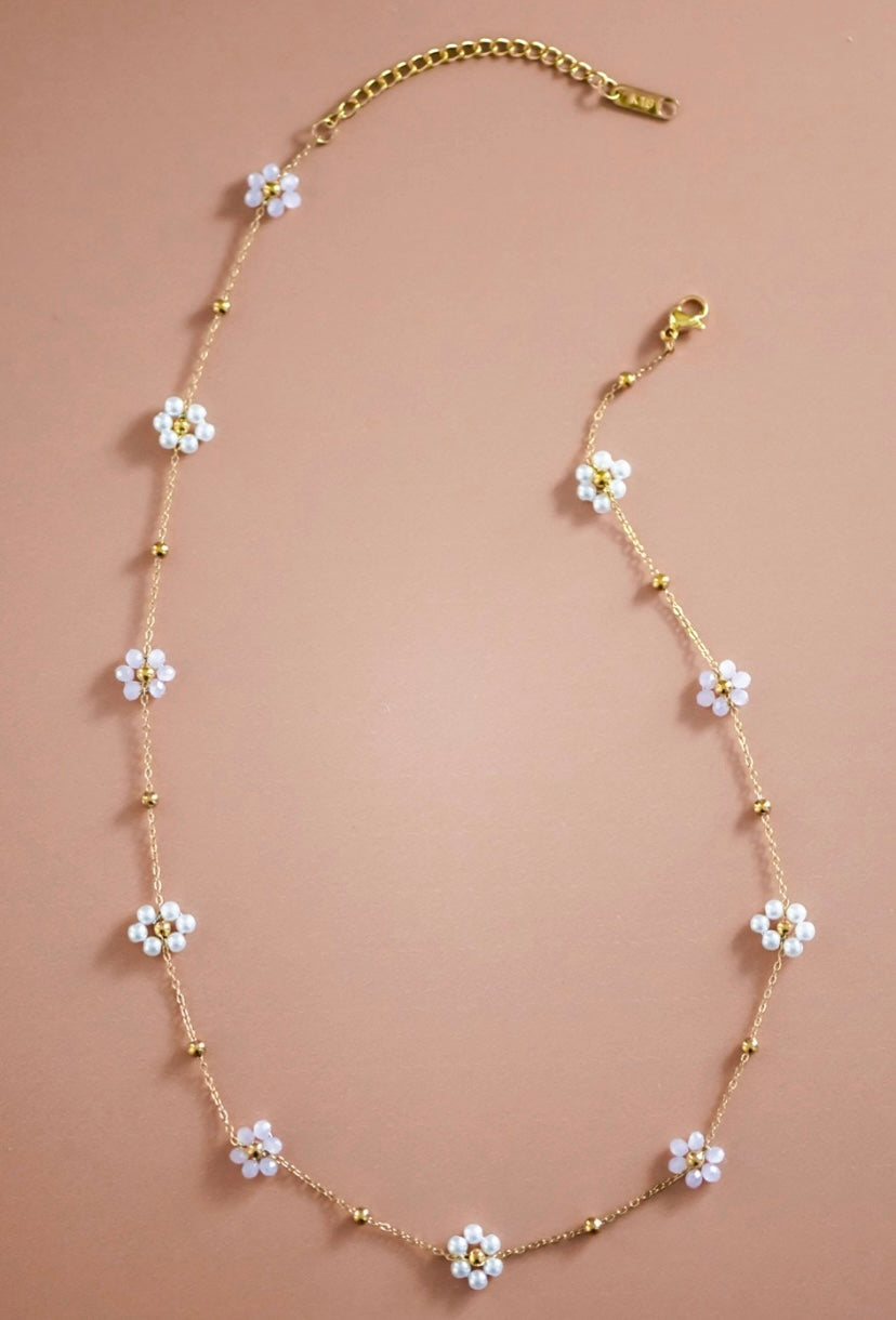 Dainty Flower Chain Necklace