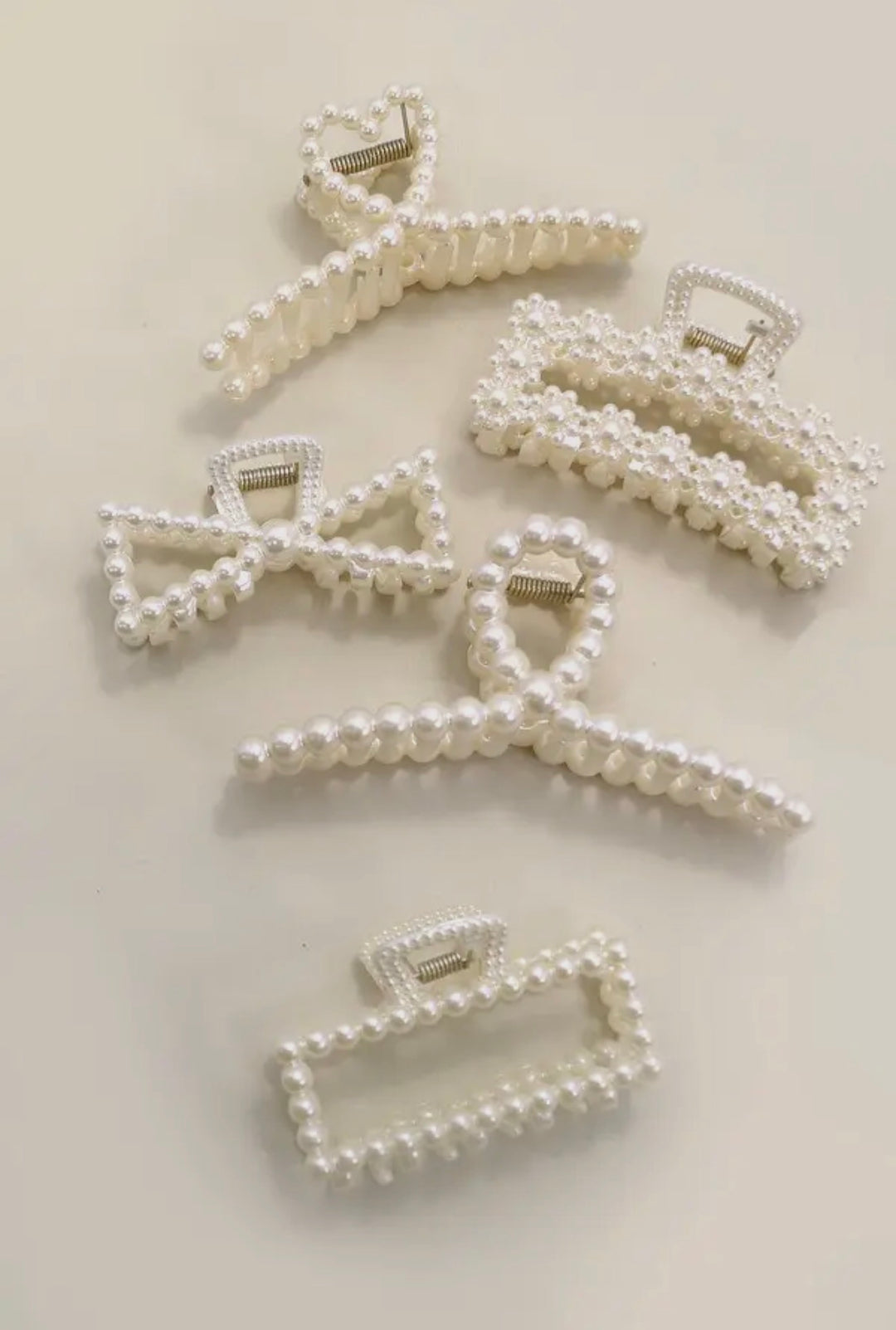 Pearl Claw Clip