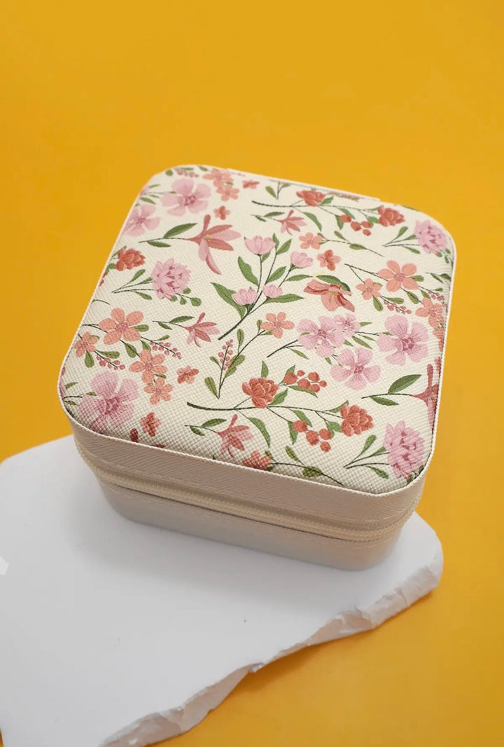Travel Jewelry Cases